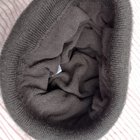 Hat - Picture 4 of 6